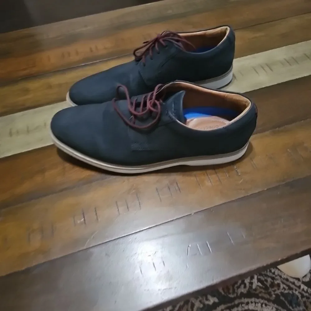 Clarks elegant leather